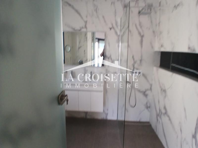 Villa S+5 avec piscine aux Berges du Lac 2